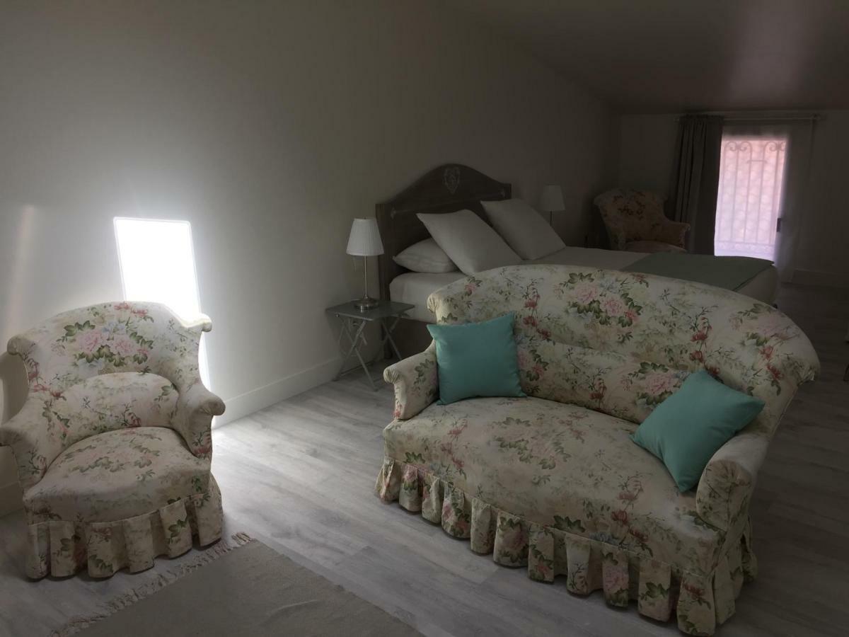 Domaine En Castanet Bed & Breakfast Caraman Eksteriør bilde